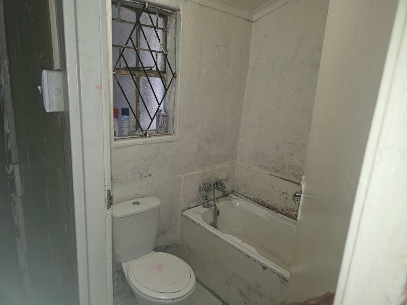 5 Bedroom Property for Sale in Nyanga Western Cape